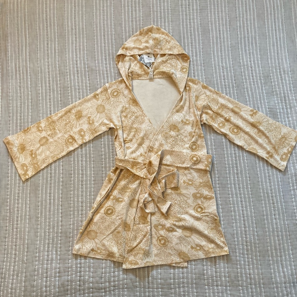 Kate quinn hooded floral robe